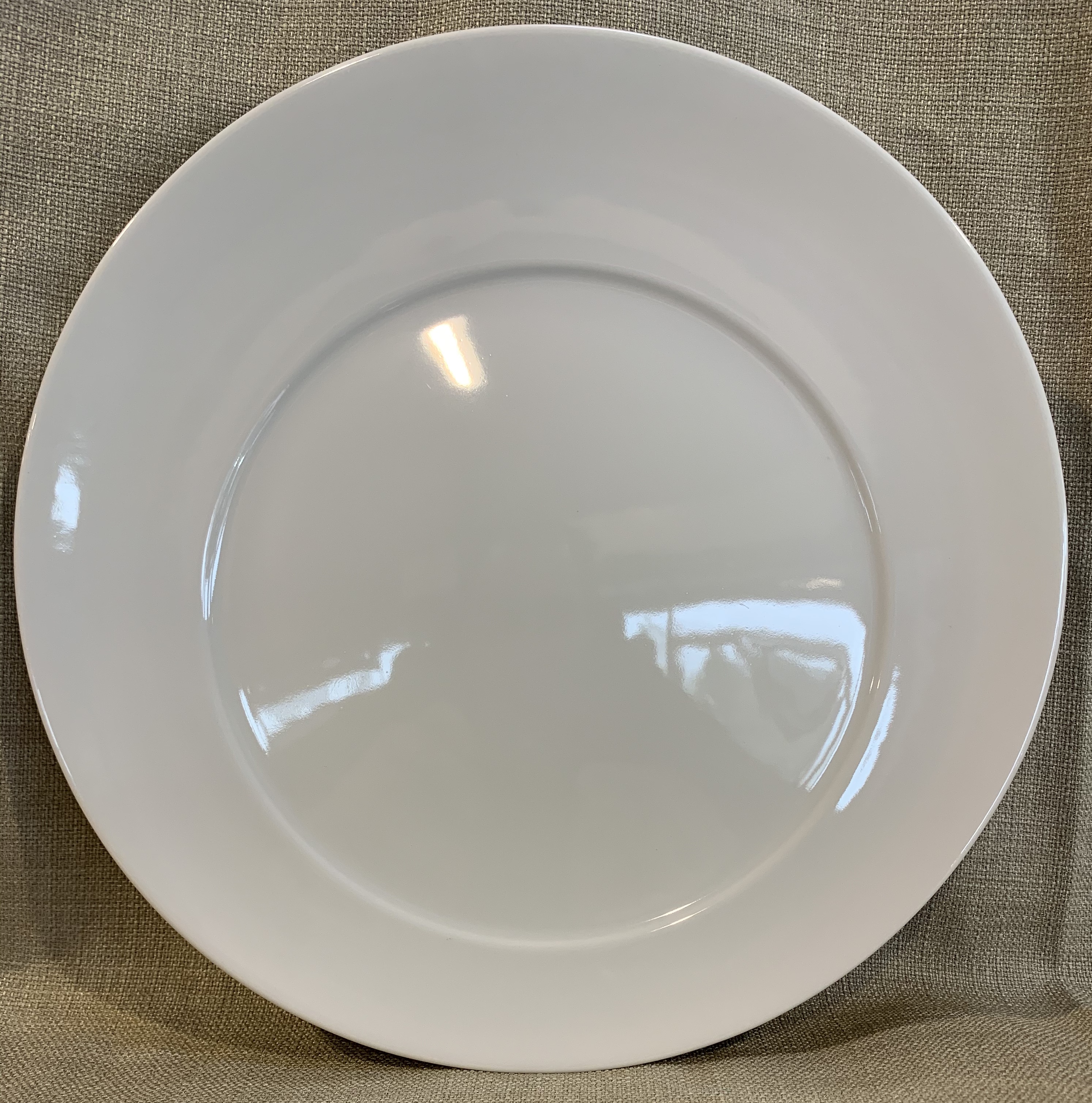 Assiette plate blanche Asymétrique 28cm